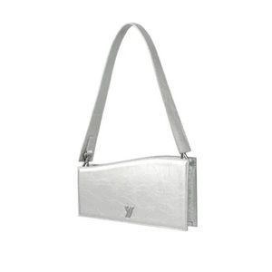 Leather Shoulder Bag in Silver